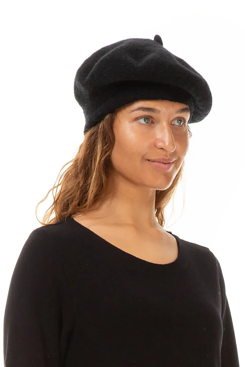 Black Knitted Wool Beret 3