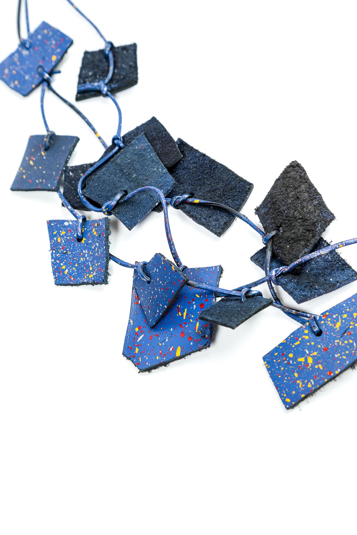 Collier en cuir Deep Wave