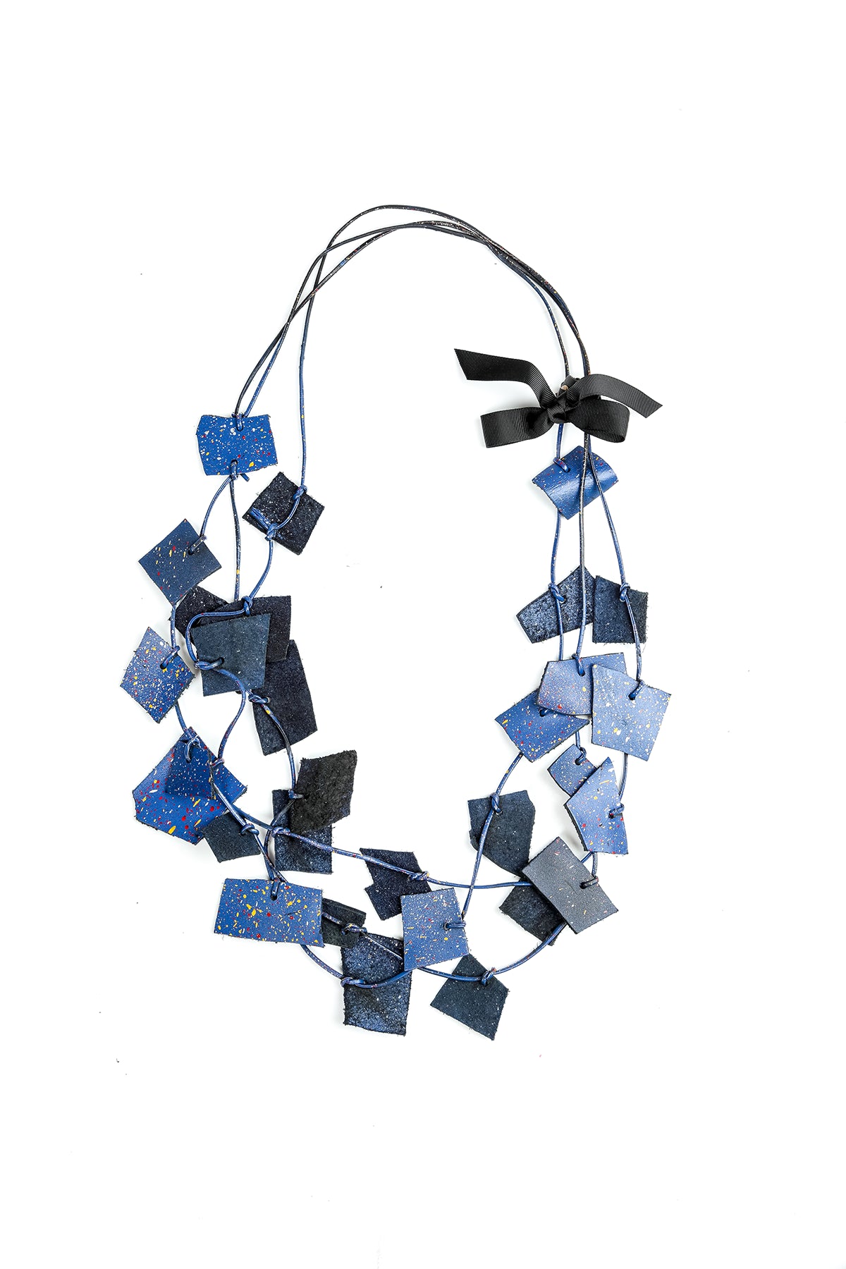 Deep Wave Leather Necklace 2