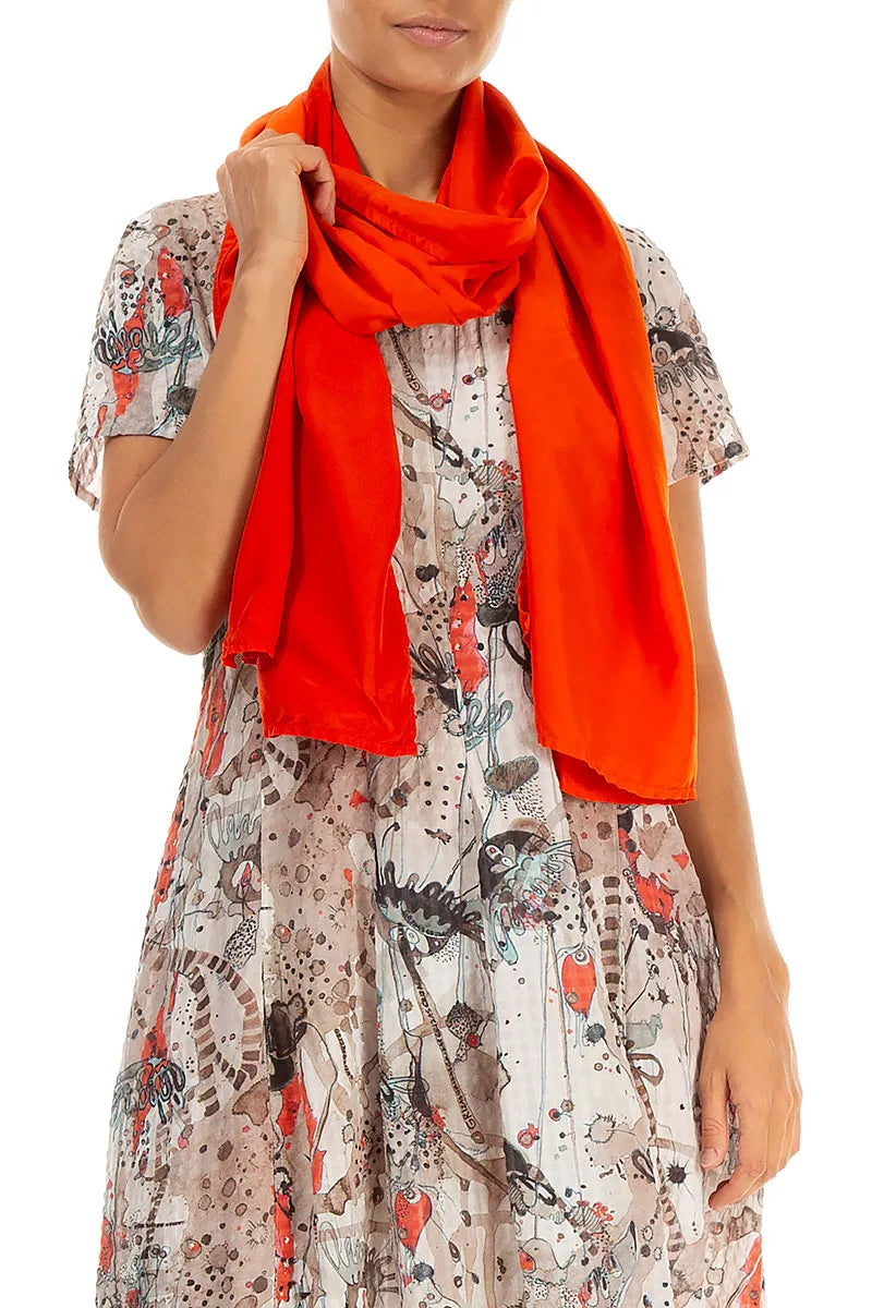 Flammenorangefarbener Schal aus reiner Seide