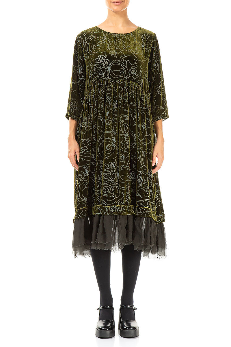 Robe évasée en velours de soie Roses Forest Mist à motif évasé