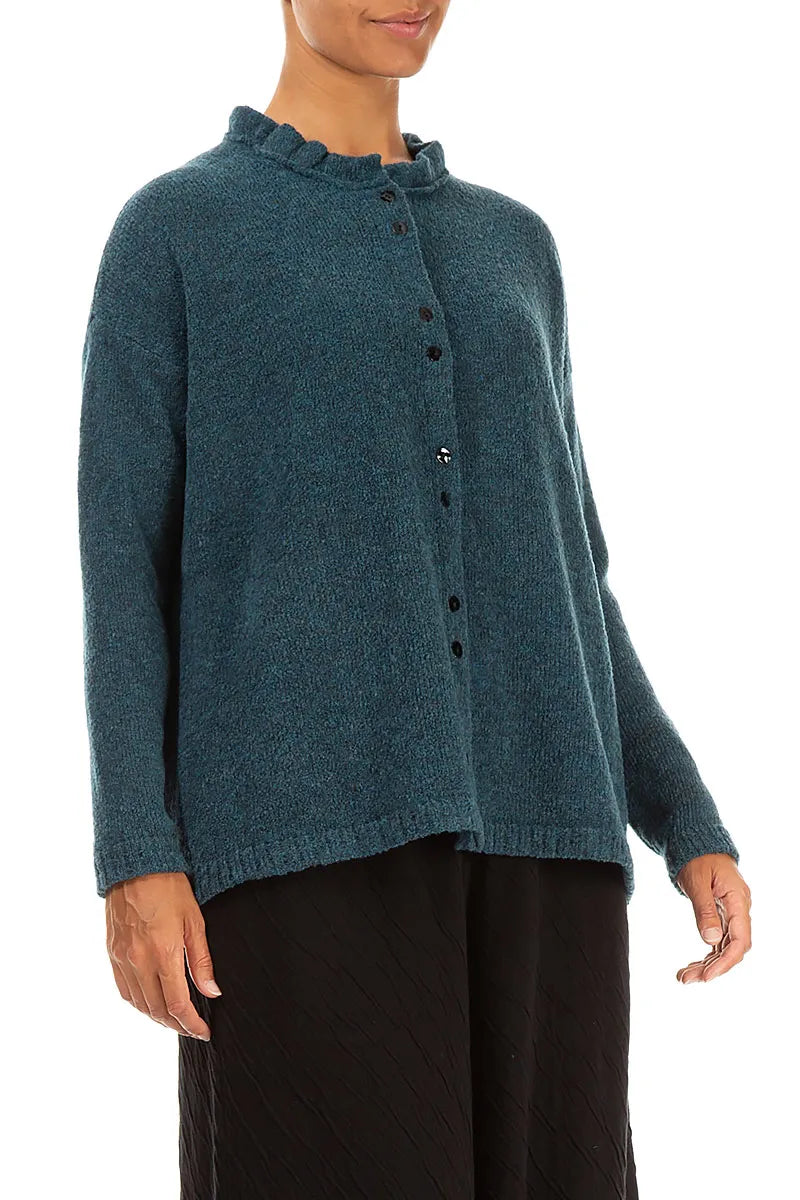 Türkisfarbener Wollcardigan mit Rüschenkragen