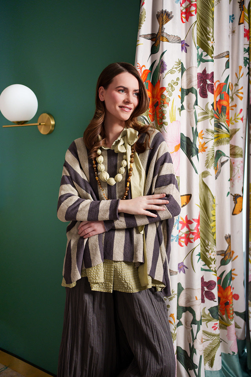 Loose V-Neck Striped Brown Linen Jumper 6