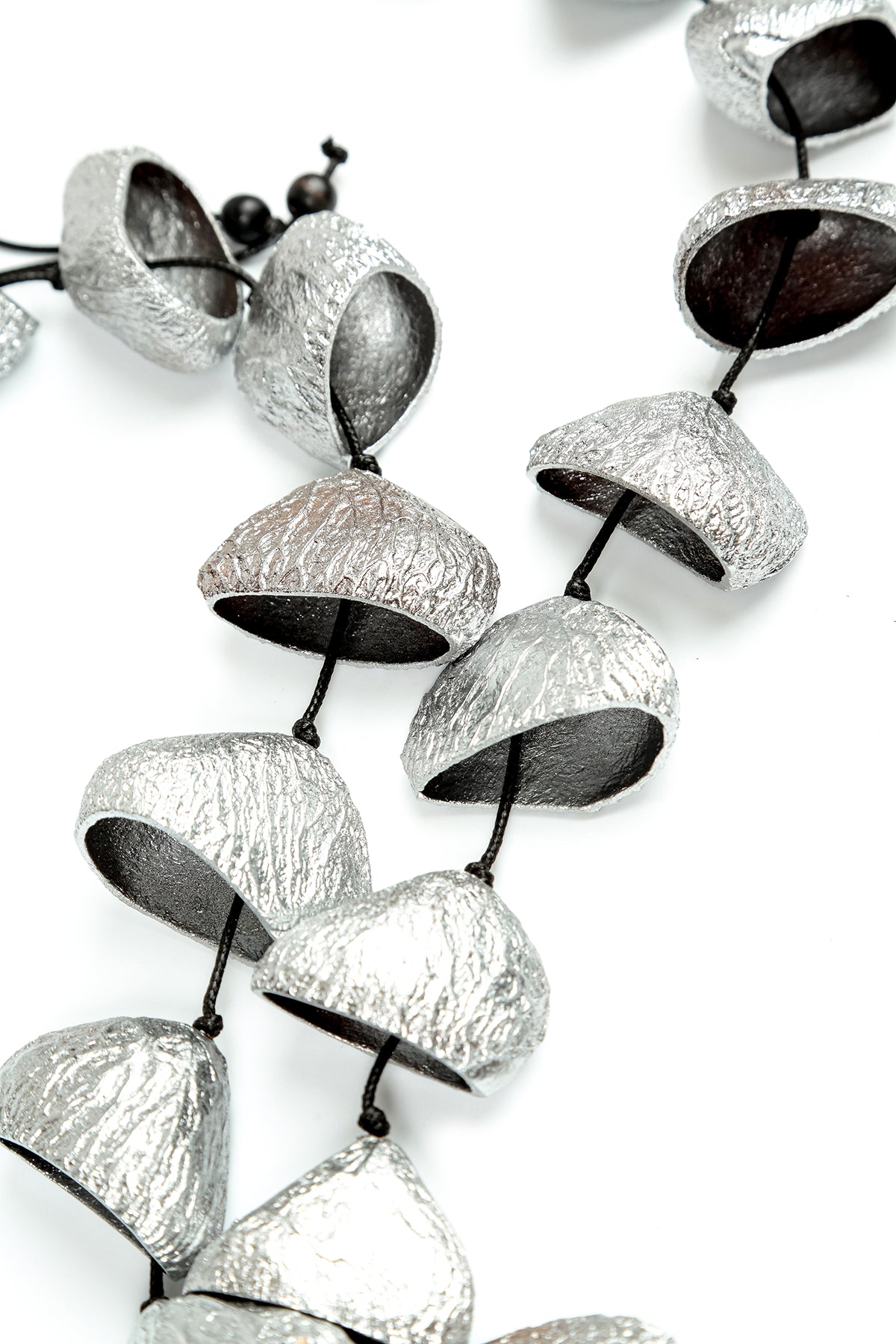 Statement-Halskette mit Mondmuschel