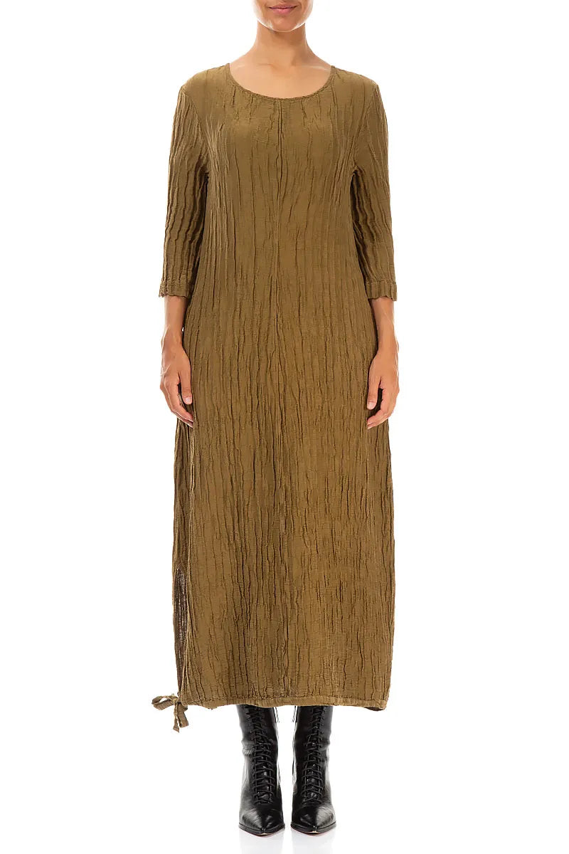 Maxi-Kleid aus knitterigem, gold-khakifarbenem Seidenleinen mit Ballonmuster