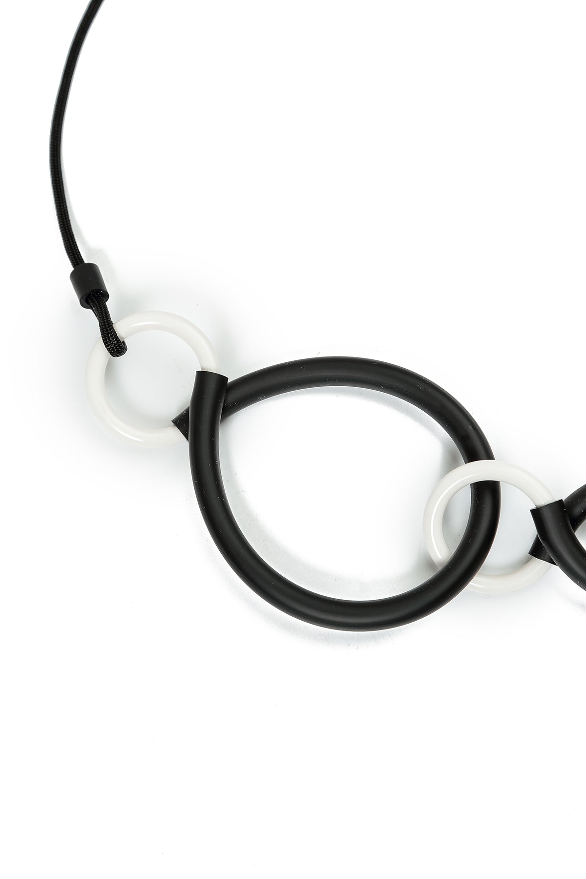 Monochrome Motion Necklace