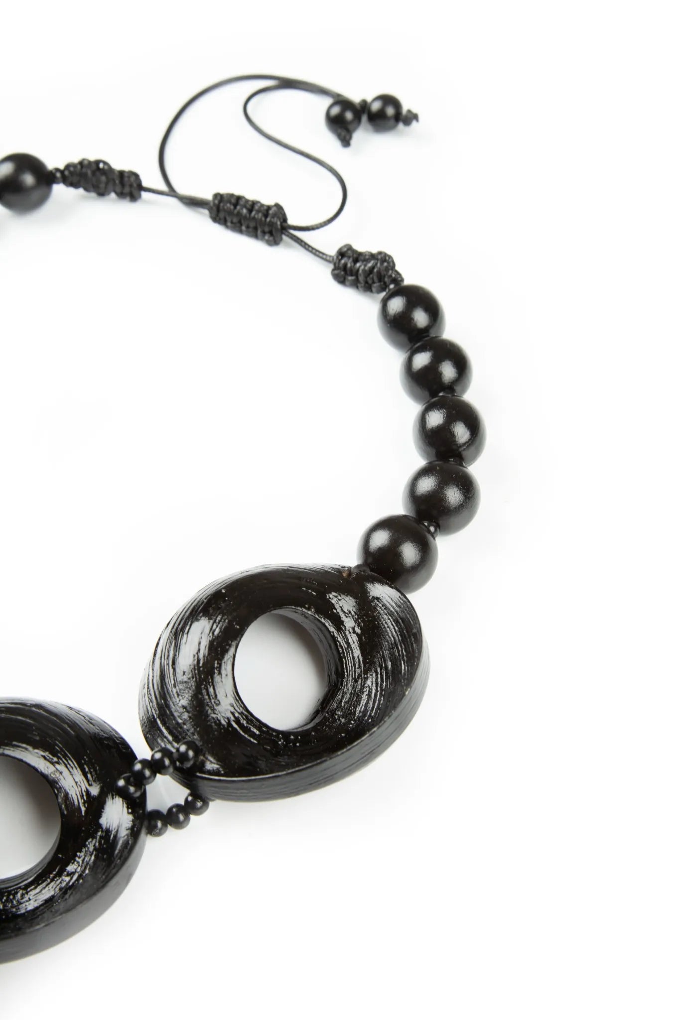 Noir Drift Bamboo Necklace 2