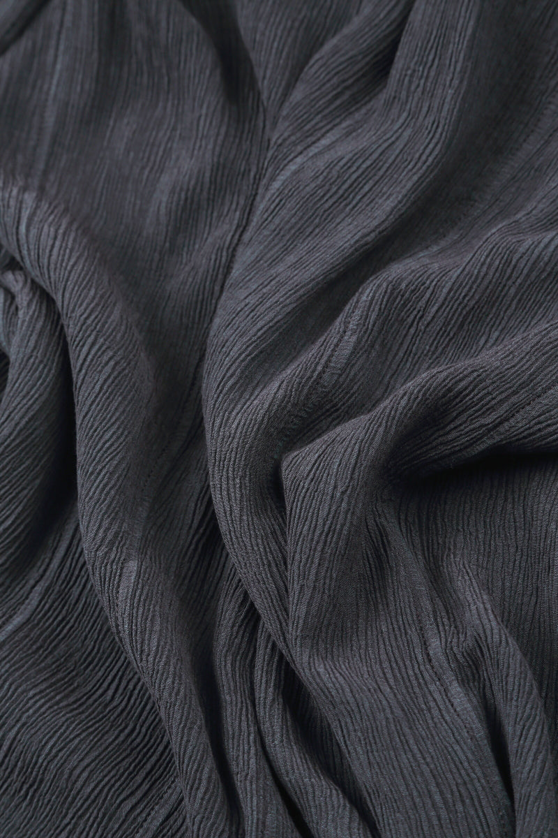 Jupe longue en soie viscose graphite froissée