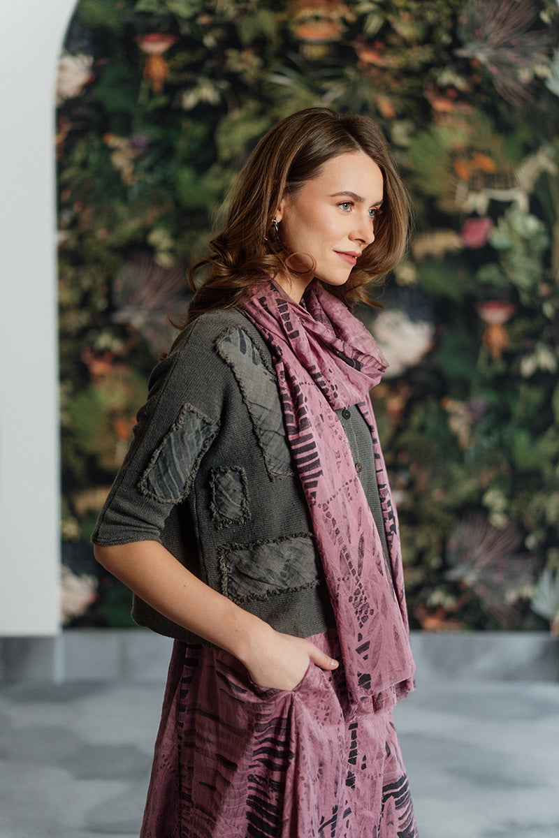 Serenity Patch Décor Truffle Linen Cardigan 6