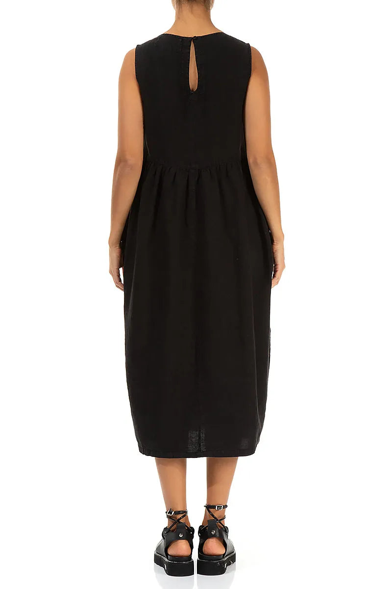 Robe sans manches en lin noir avec plis nervurés