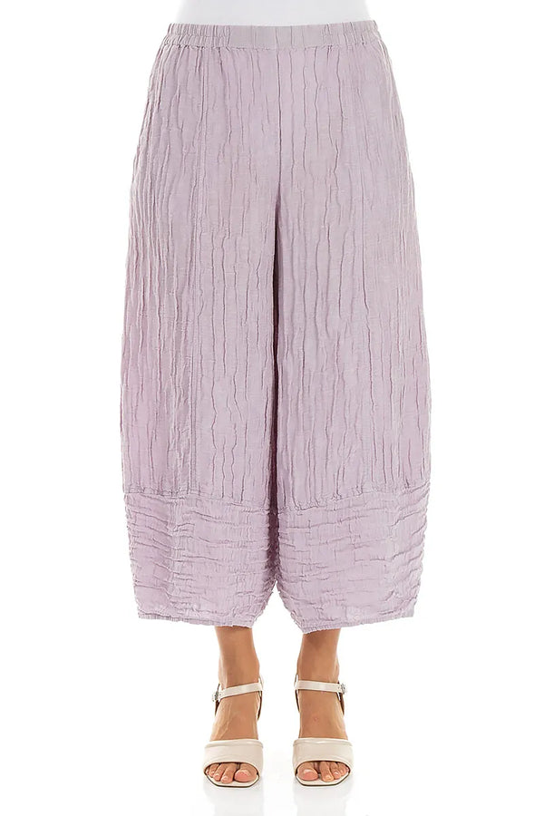 Pantalon large raccourci en soie et lin froissés lilas