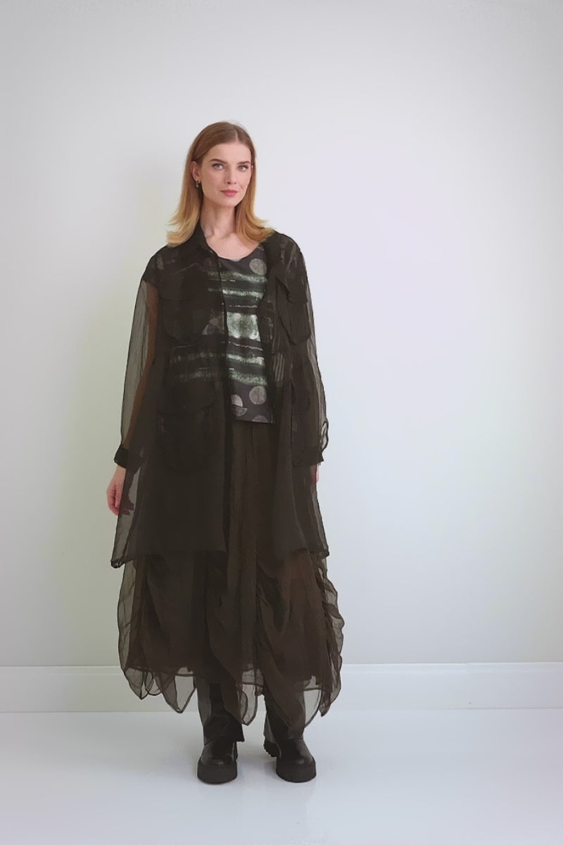 Veste en mousseline de soie noire à poches