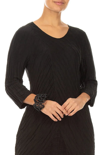 Abstract Bend Black Rubber Bracelet 1