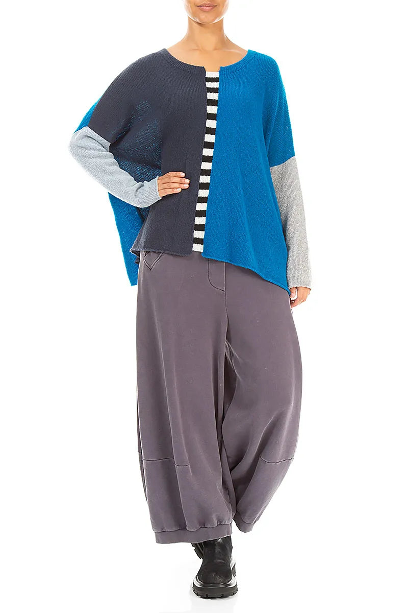 Kastiger Wollpullover in Navy und Azurblau mit Colour-Blocking
