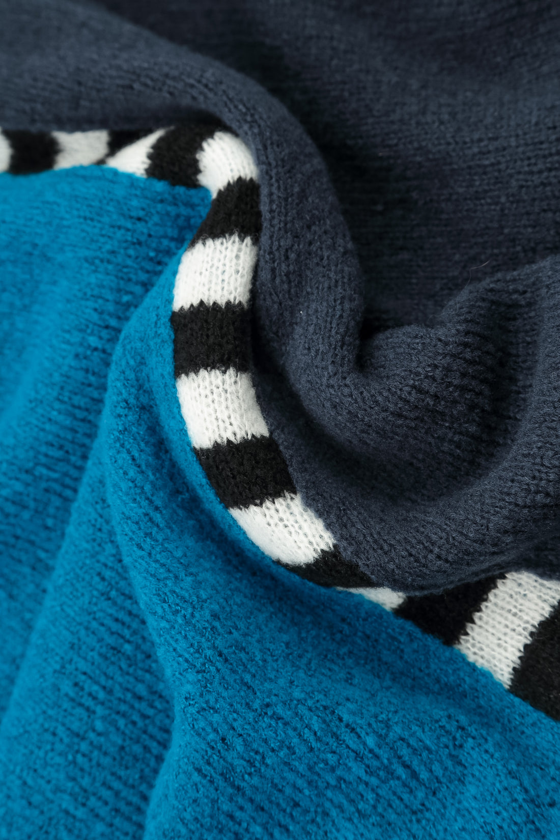 Boxy Colour-Block Navy Azure Wool Sweater 5