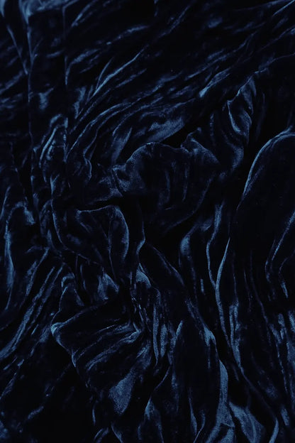 Chemisier carré en velours de soie froissé bleu roi