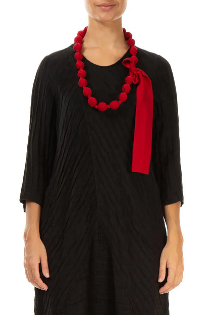 Kirschrote Seidenperlenkette