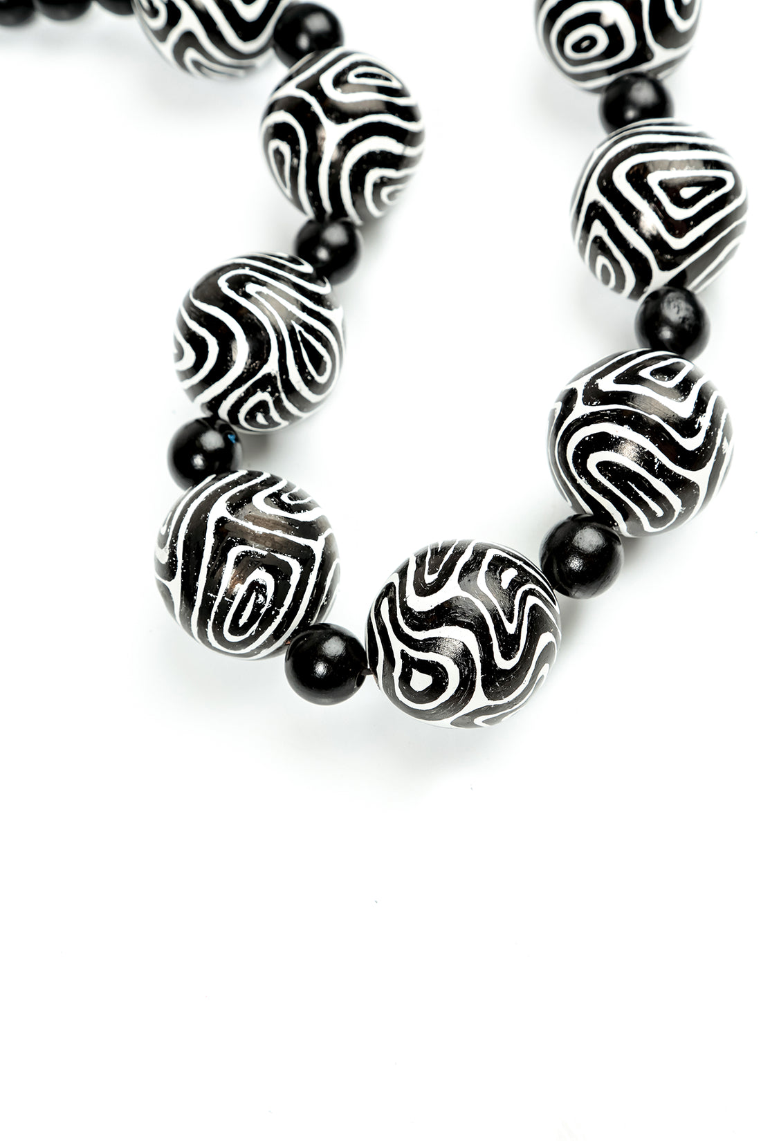 Contour Rhythm Wooden Bead Necklace 5