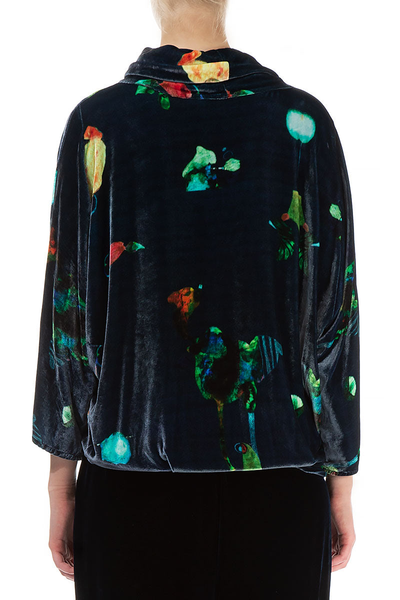 Märchenhafte Stretch-Seidensamtbluse mit Wasserfallausschnitt