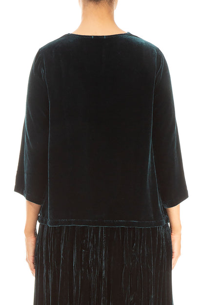 Chemisier en velours de soie à col bénitier et motif paon