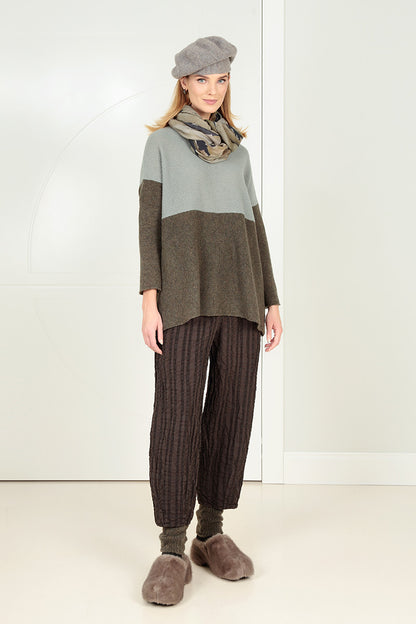 Pull en laine bicolore kaki et pistache