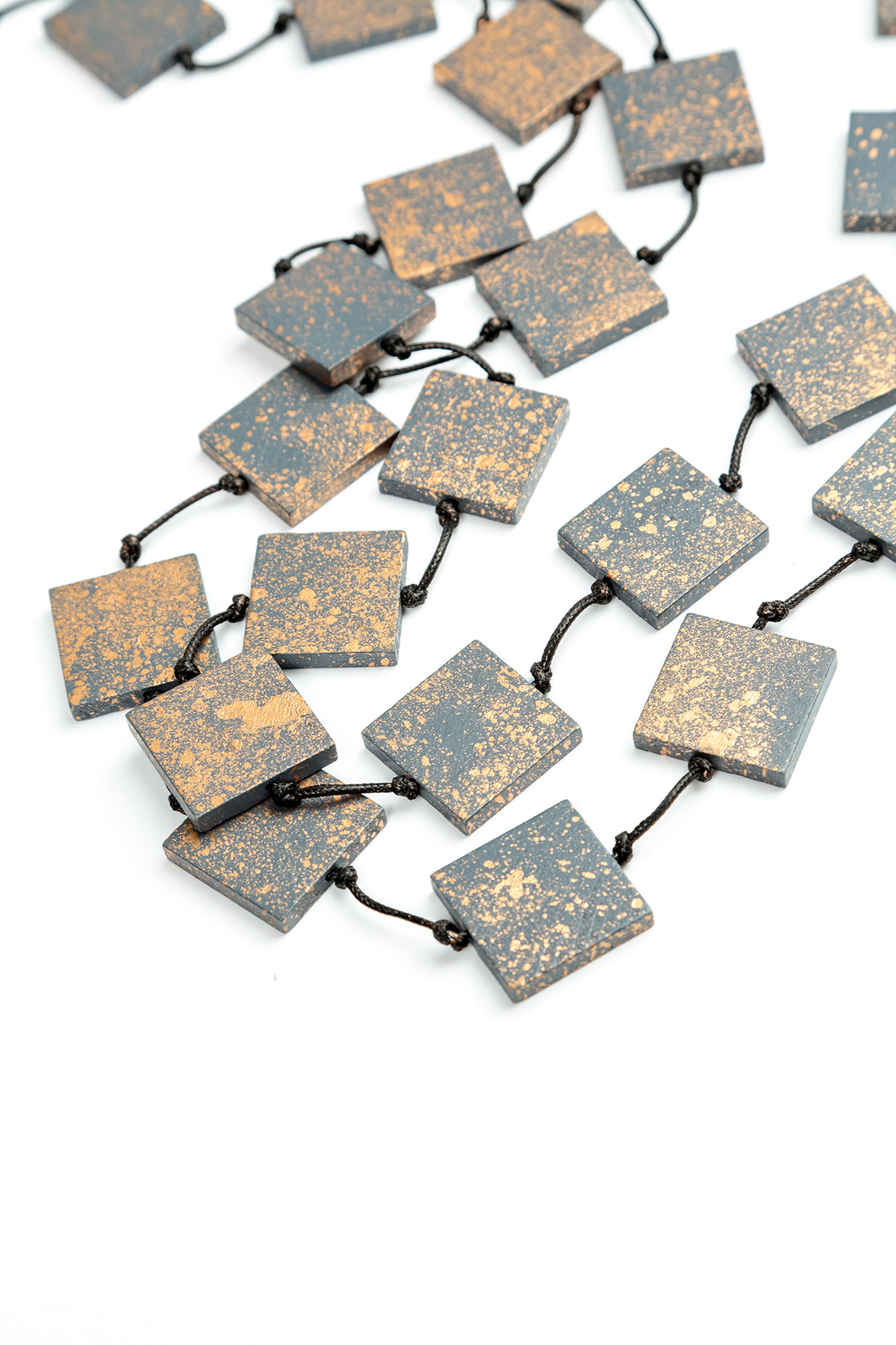 Earthline Wooden Square Necklace