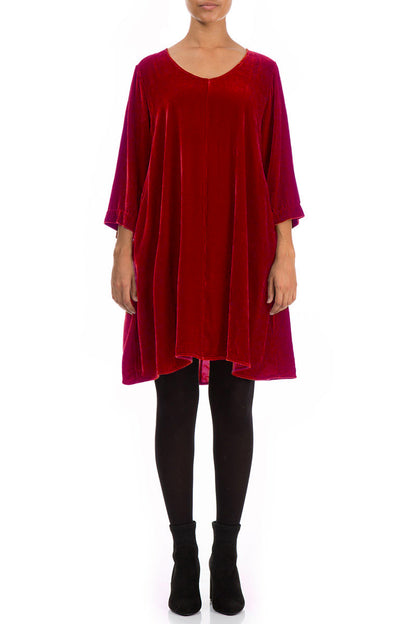 Robe élégante en velours de soie rouge cerise