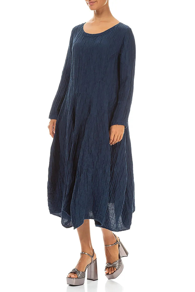 Robe évasée en lin et soie bleu marine froissé