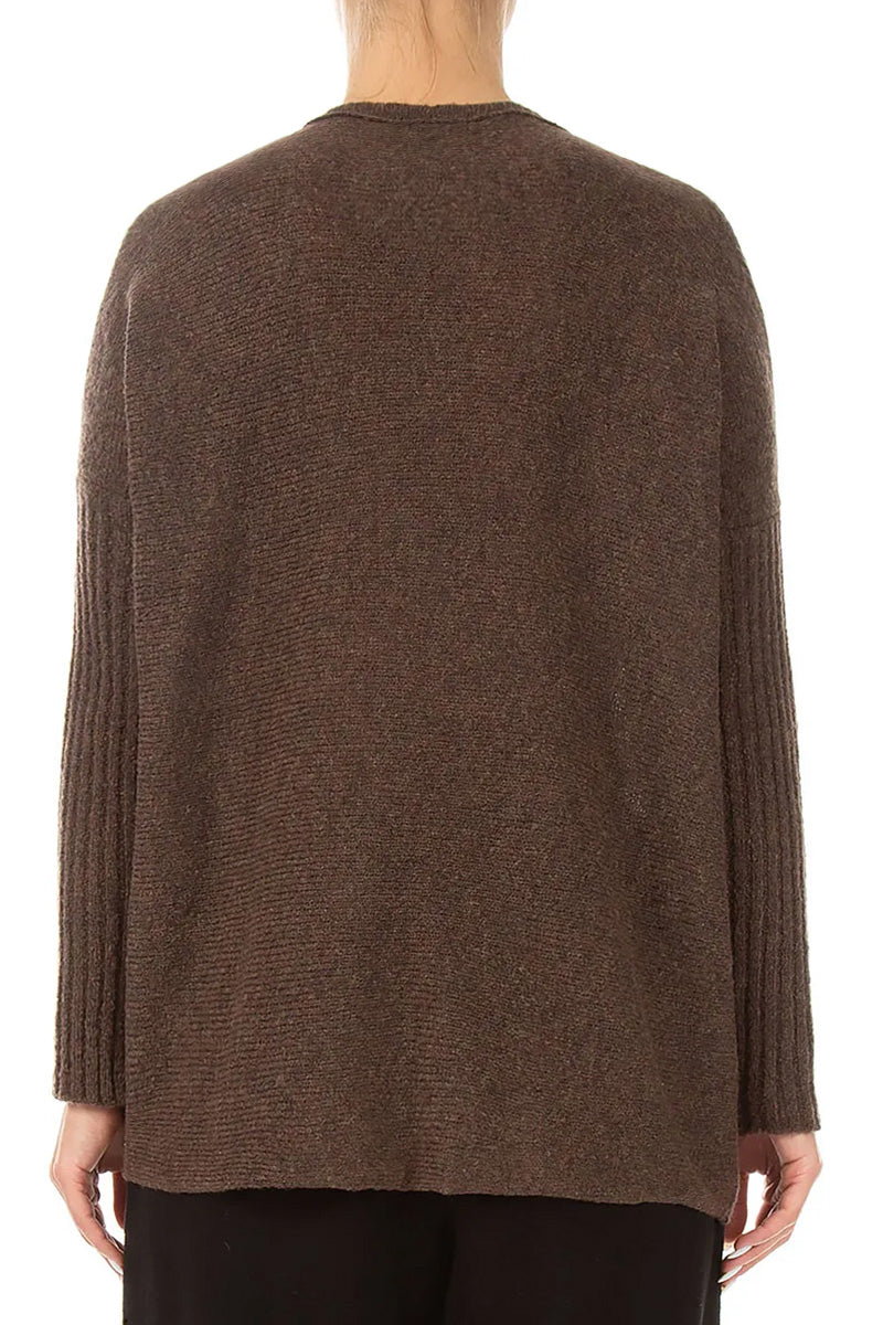 Pull en laine marron à fronces sur le devant