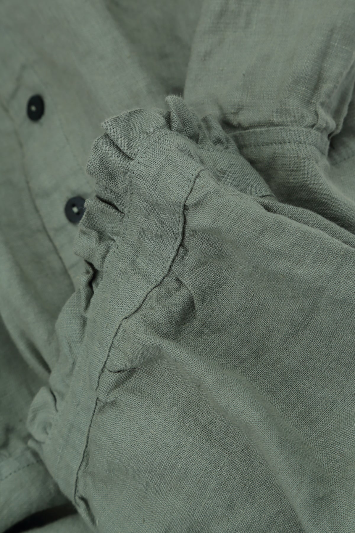 Soft Volume Sleeve Sage Linen Shirt 5