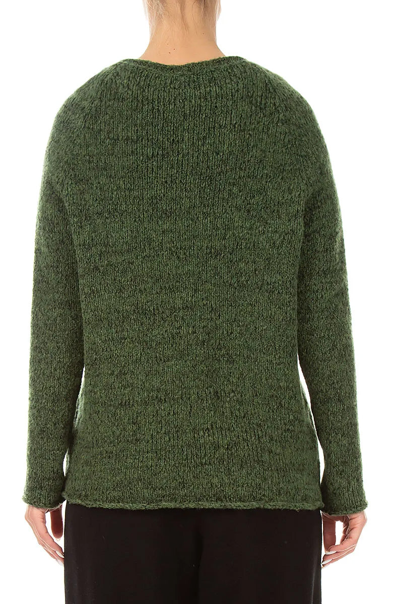 Pull en laine vert sauge foncé à laçage
