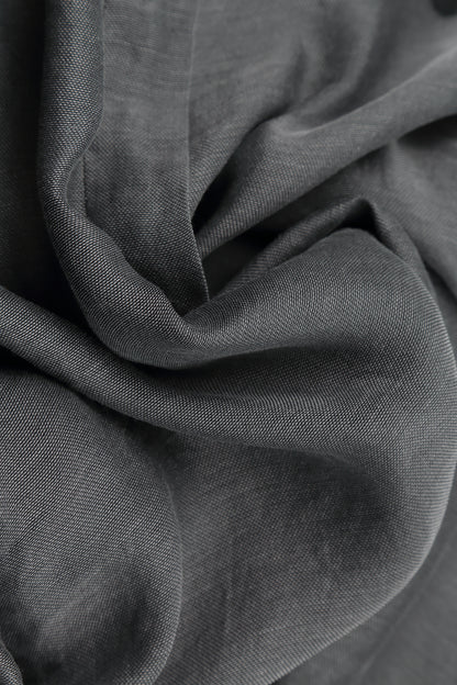 Jupe en soie et coton graphite à plusieurs épaisseurs