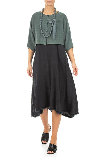 Lange, feine Perlenkette aus salbeifarbener Seide