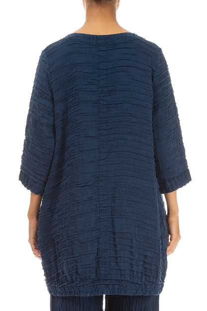 Tunique en soie froissée bleu marine à dos plus long