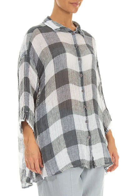 Chemise ample en gaze de lin blanche à grands carreaux