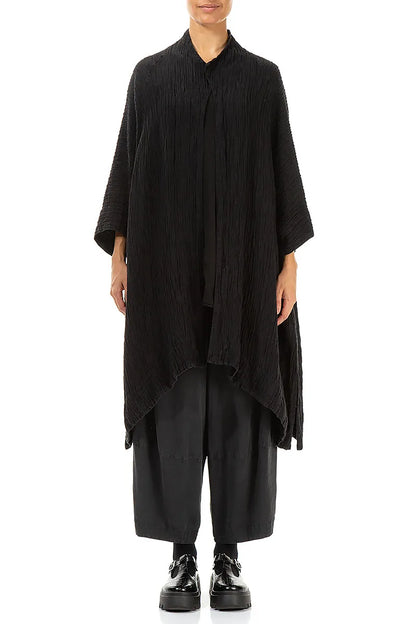 Locker offene, knittrige schwarze Seidenjacke