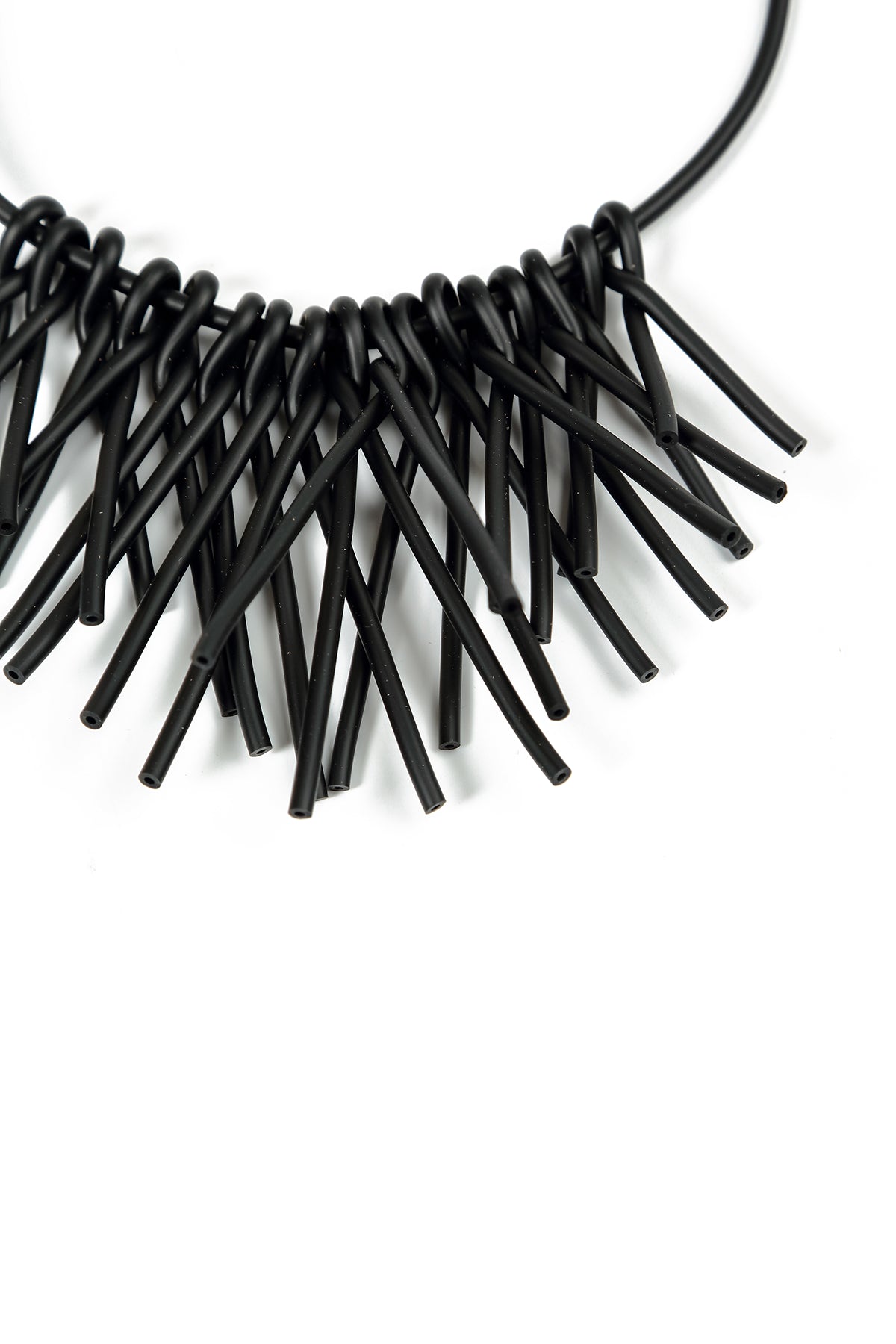 Collier en caoutchouc noir Midnight Cluster