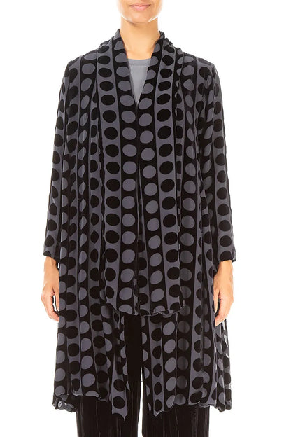 Veste en velours de soie bleu ardoise à lignes bulles dévorées ouverte