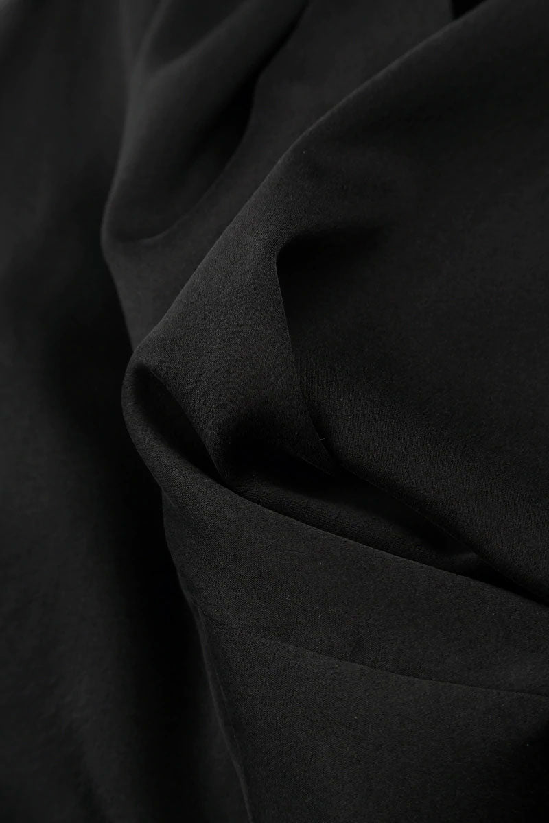 Raw Edge Three Pockets Black Silk Bamboo Jacket