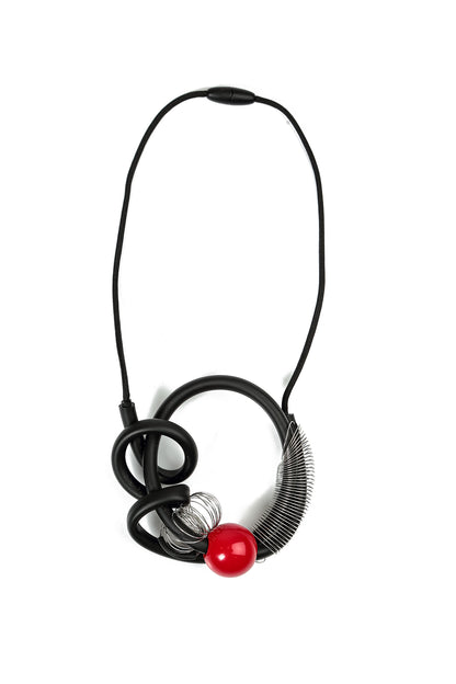 Collier en spirale métallique à sphère rouge