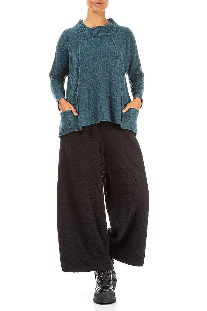 Gerippter Kragen, petrolfarbener Wollpullover