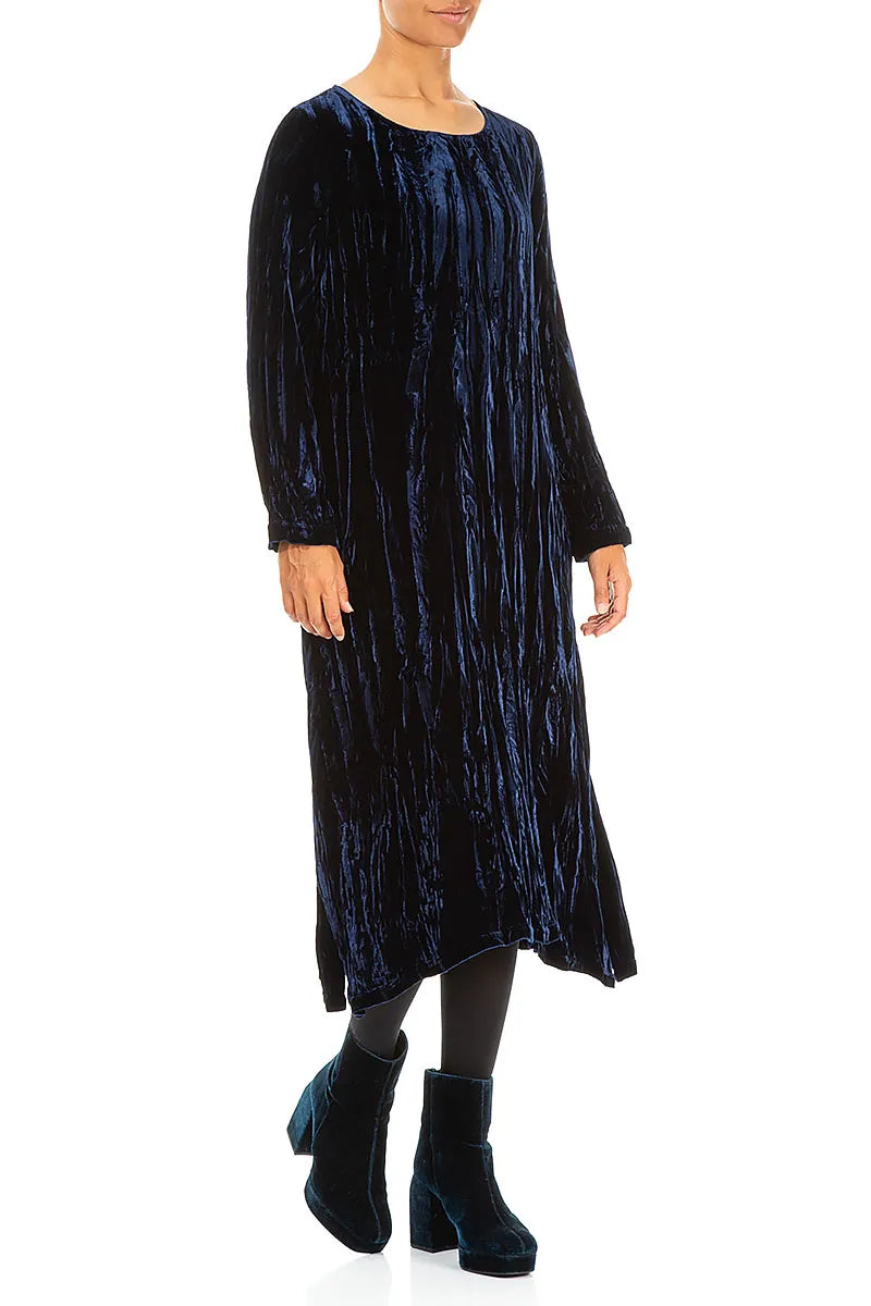 Robe en velours de soie froissé bleu roi