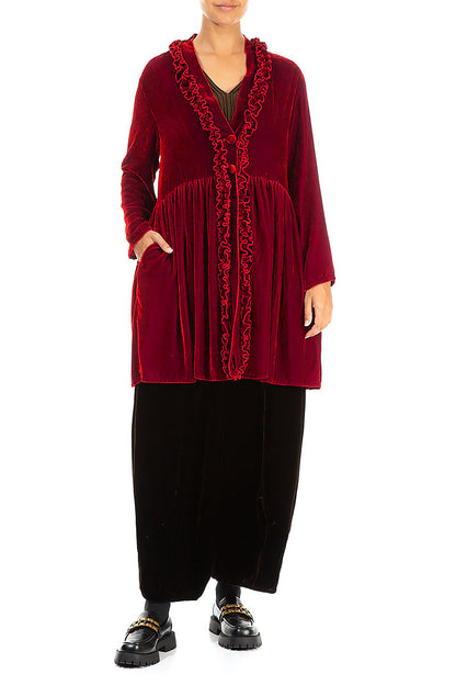 Veste en velours de soie rouge cerise à volants