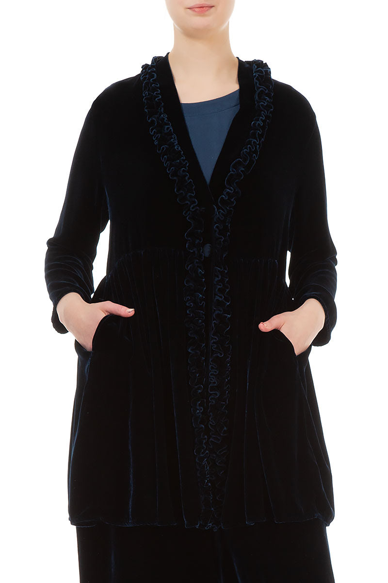 Veste en velours de soie bleu marine à volants