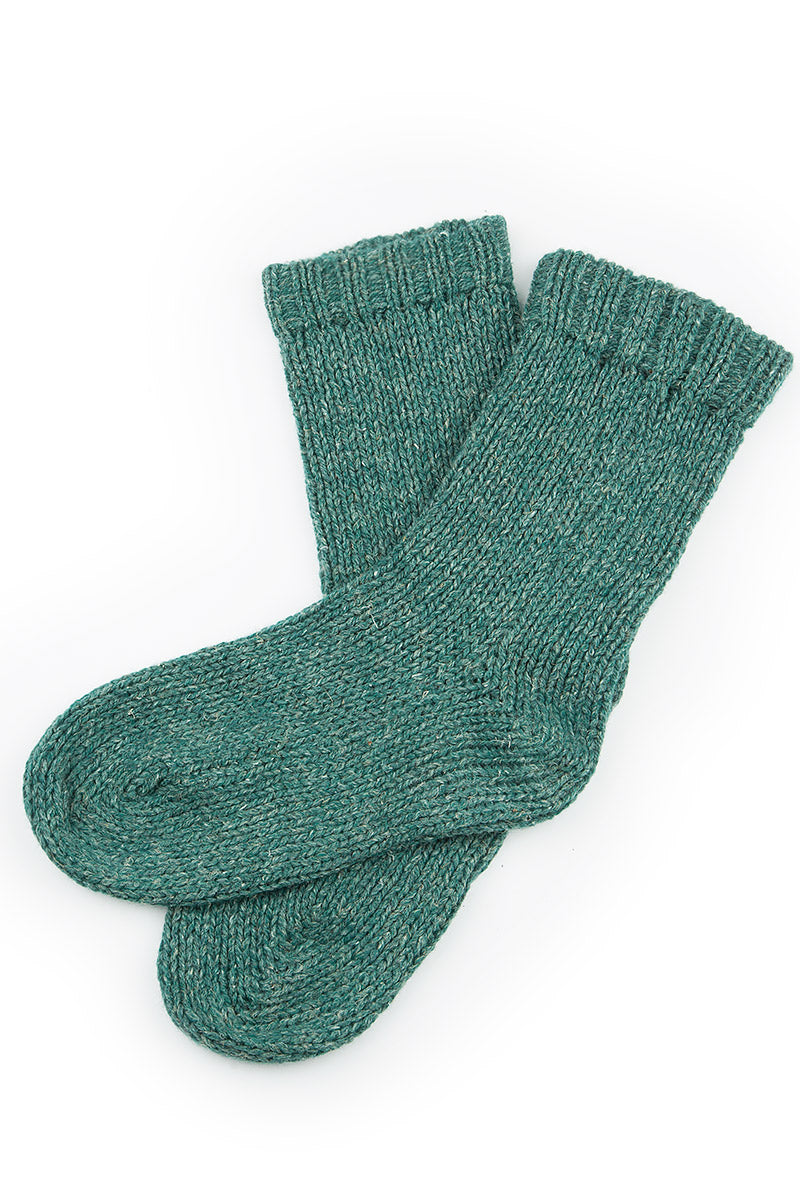 Salbeigrüne Woll-Leinen-Socken