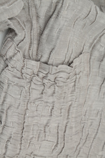 Veste courte en soie beige froissée