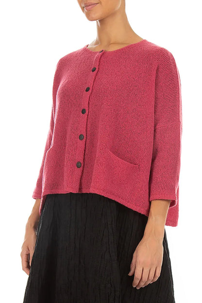 Kurze lockere Strickjacke aus Wolle in Beerenrosé