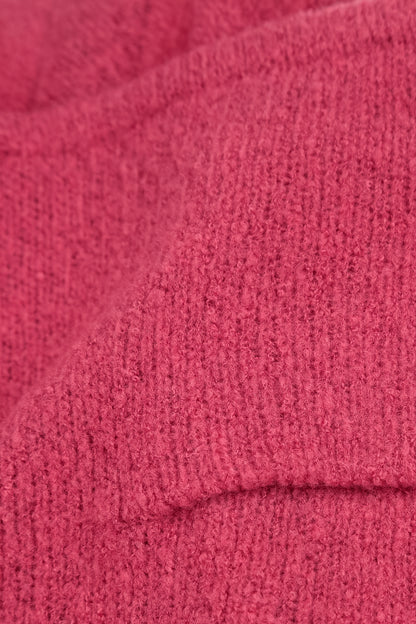 Kurze lockere Strickjacke aus Wolle in Beerenrosé