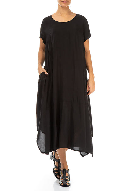 Robe en soie et bambou noire à poche unique Evergreen