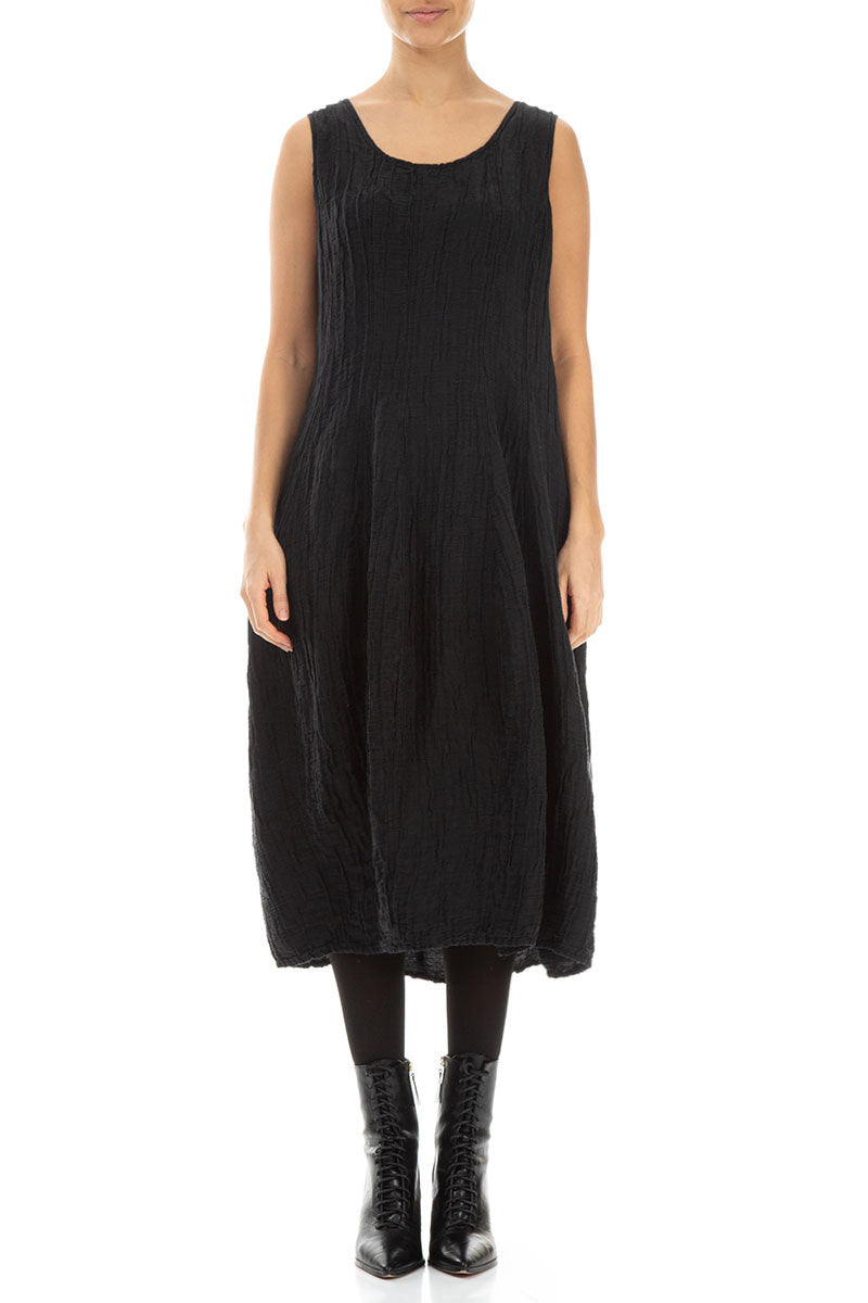 Robe noire sans manches en Soie et Lin Froissé à effet ballon